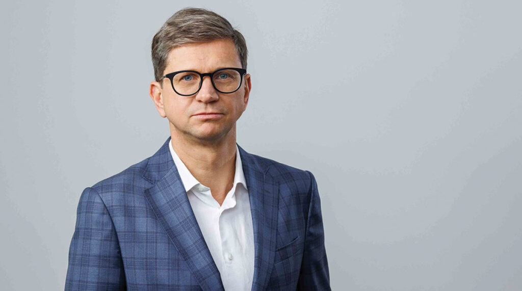 indexo valdes priekšsēdētājs un viens no dibinātājiem valdis siksnis