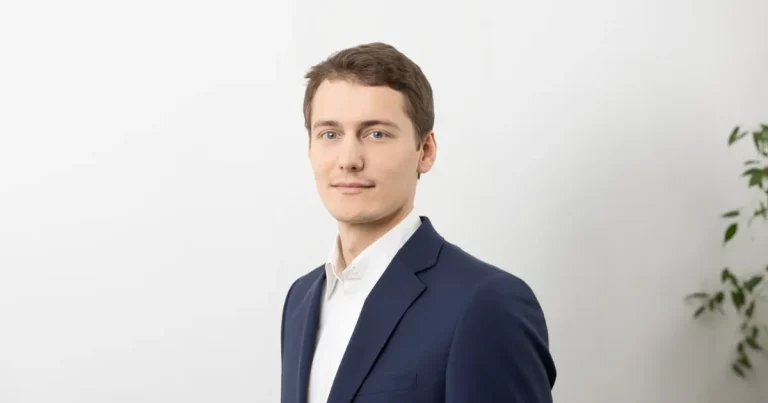 Pensiju indeksācijai ir paradoksāls efekts uz lielo algu saņēmējiem